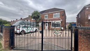 Photo 1- click for photo gallery